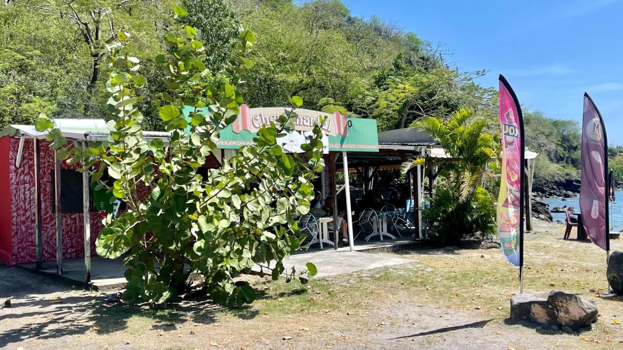Location Gite Bungalow A 70M De La Plage Bouillante Buitenkant foto