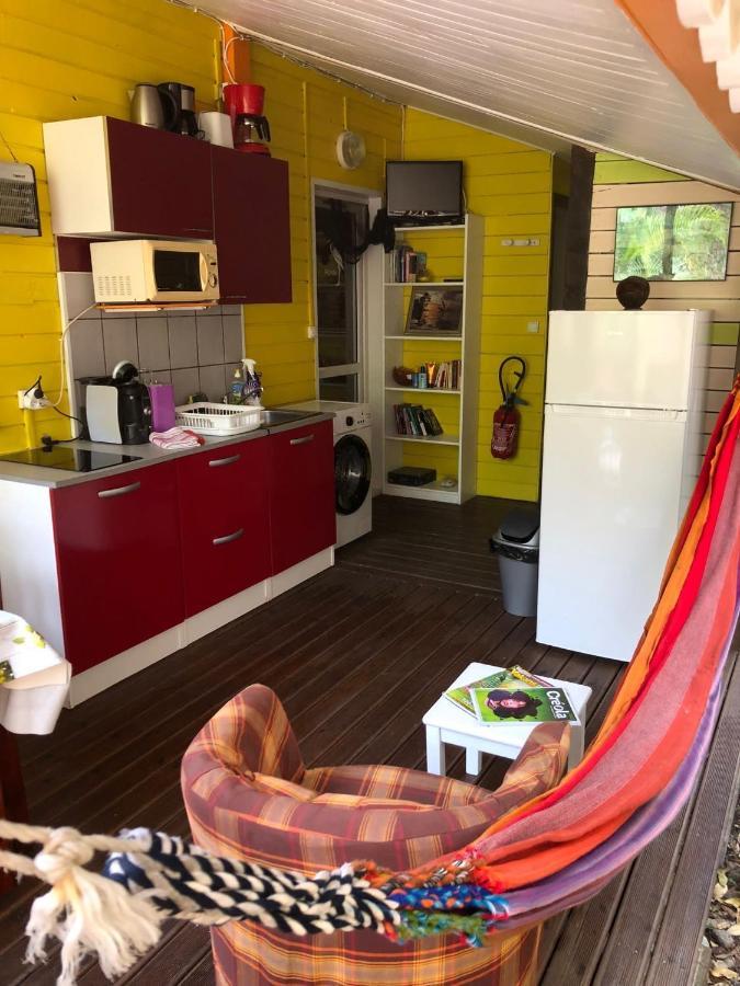 Location Gite Bungalow A 70M De La Plage Bouillante Buitenkant foto