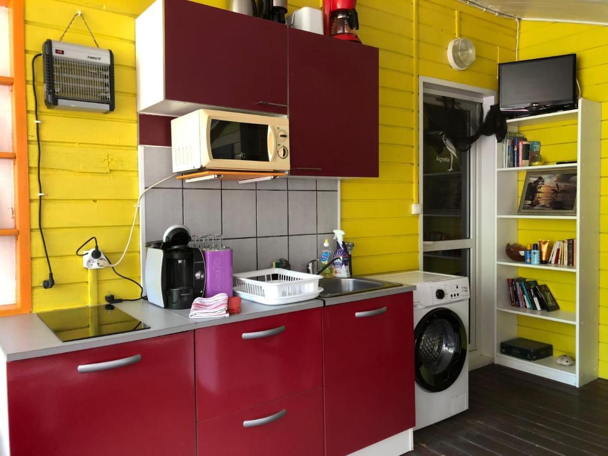 Location Gite Bungalow A 70M De La Plage Bouillante Buitenkant foto